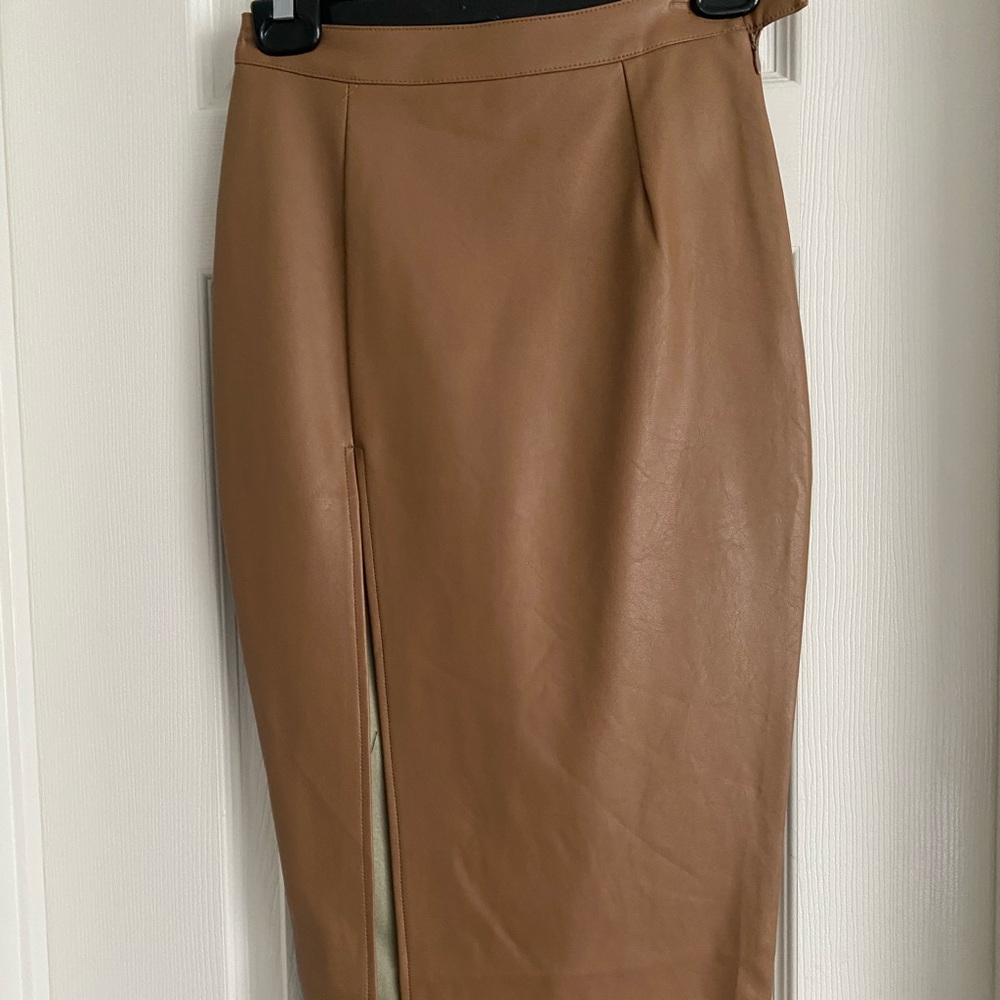 Hot Miami Style - faux leather midi skirt